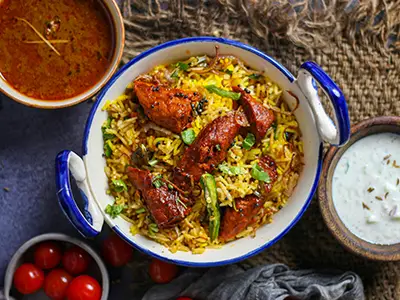 chicken-tikka-biryani.webp